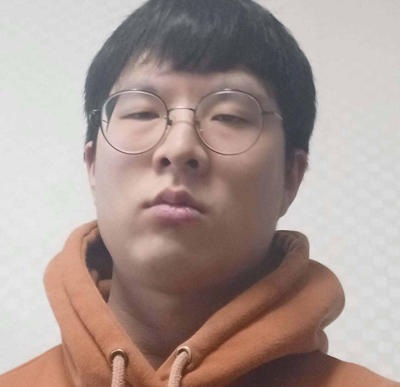 Min-Gang Jo
